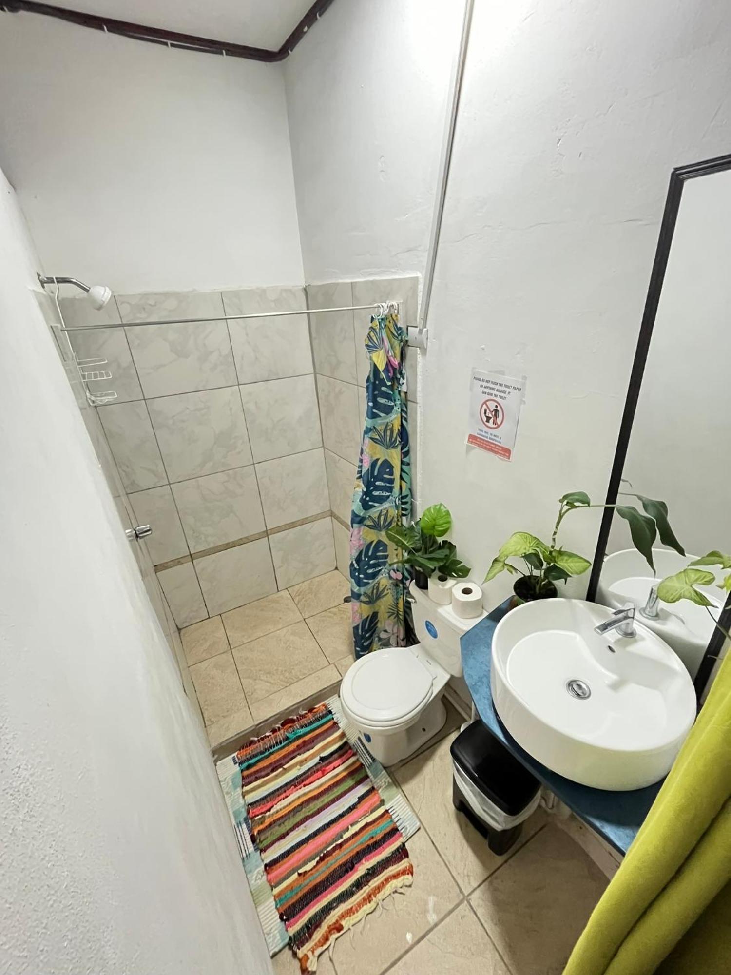 Passifloras Hostel ケポス エクステリア 写真