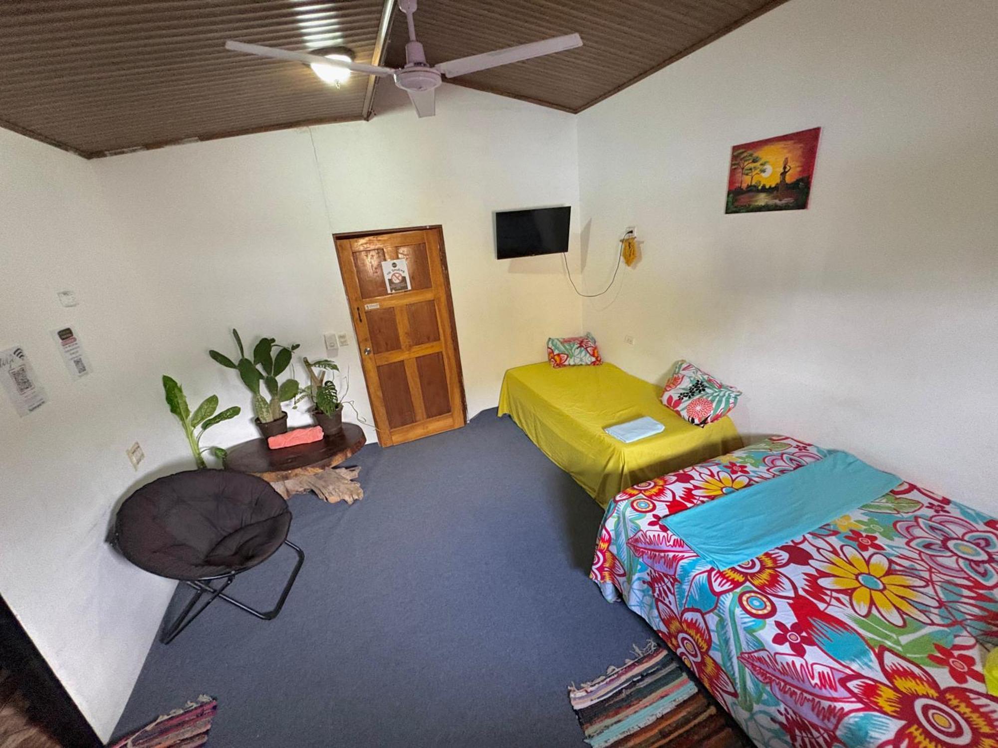 Passifloras Hostel ケポス エクステリア 写真
