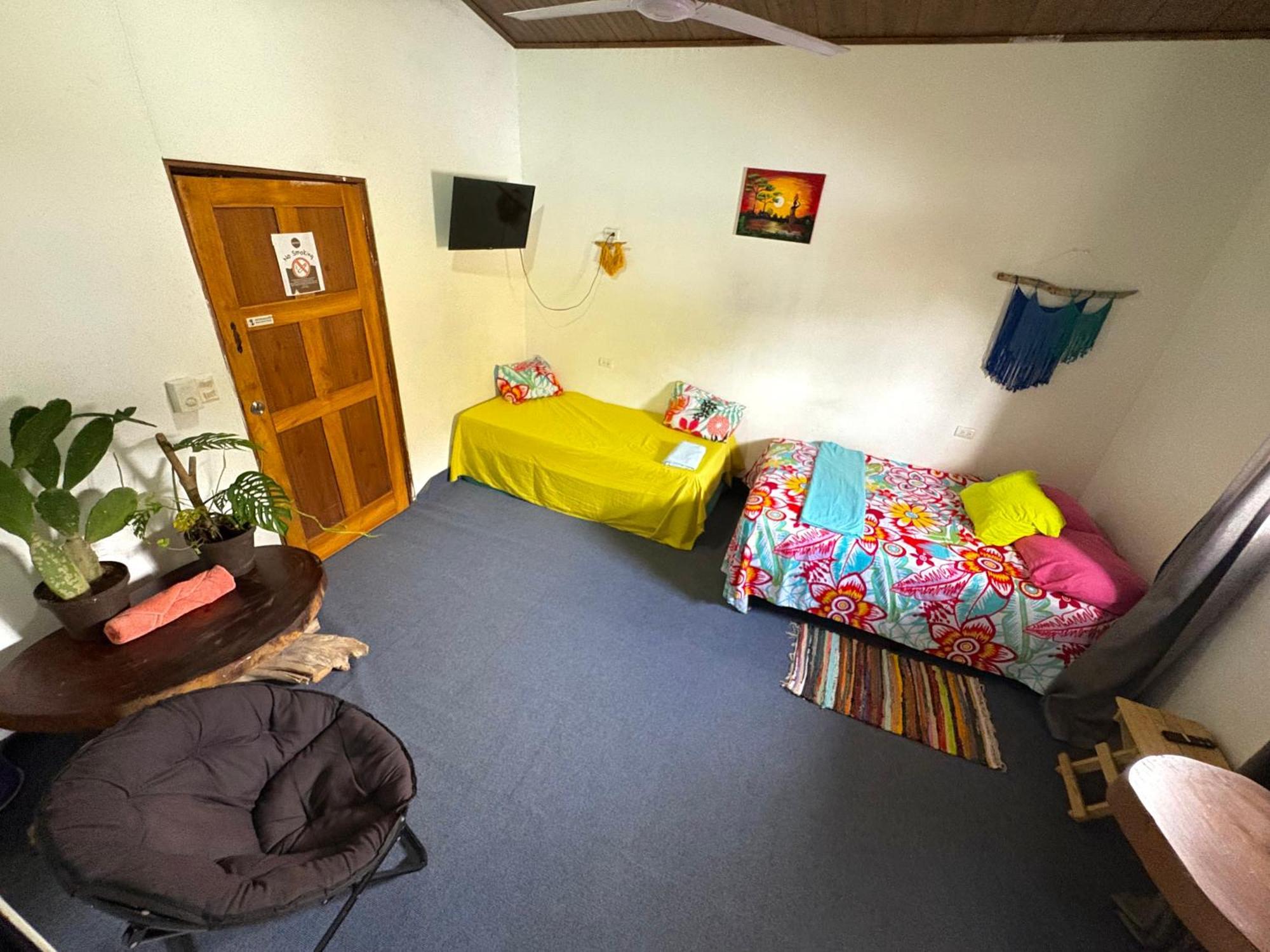 Passifloras Hostel ケポス エクステリア 写真