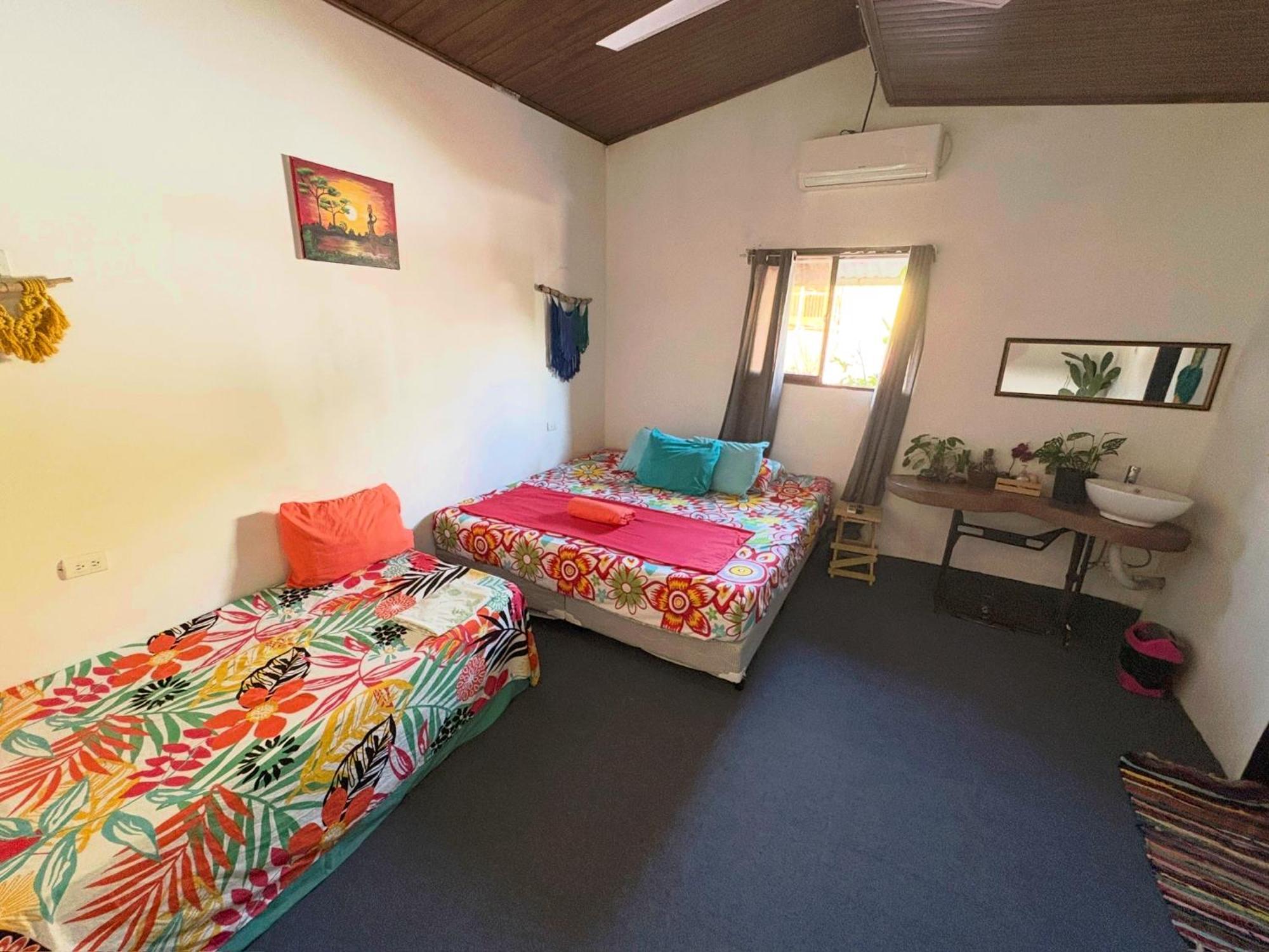 Passifloras Hostel ケポス エクステリア 写真