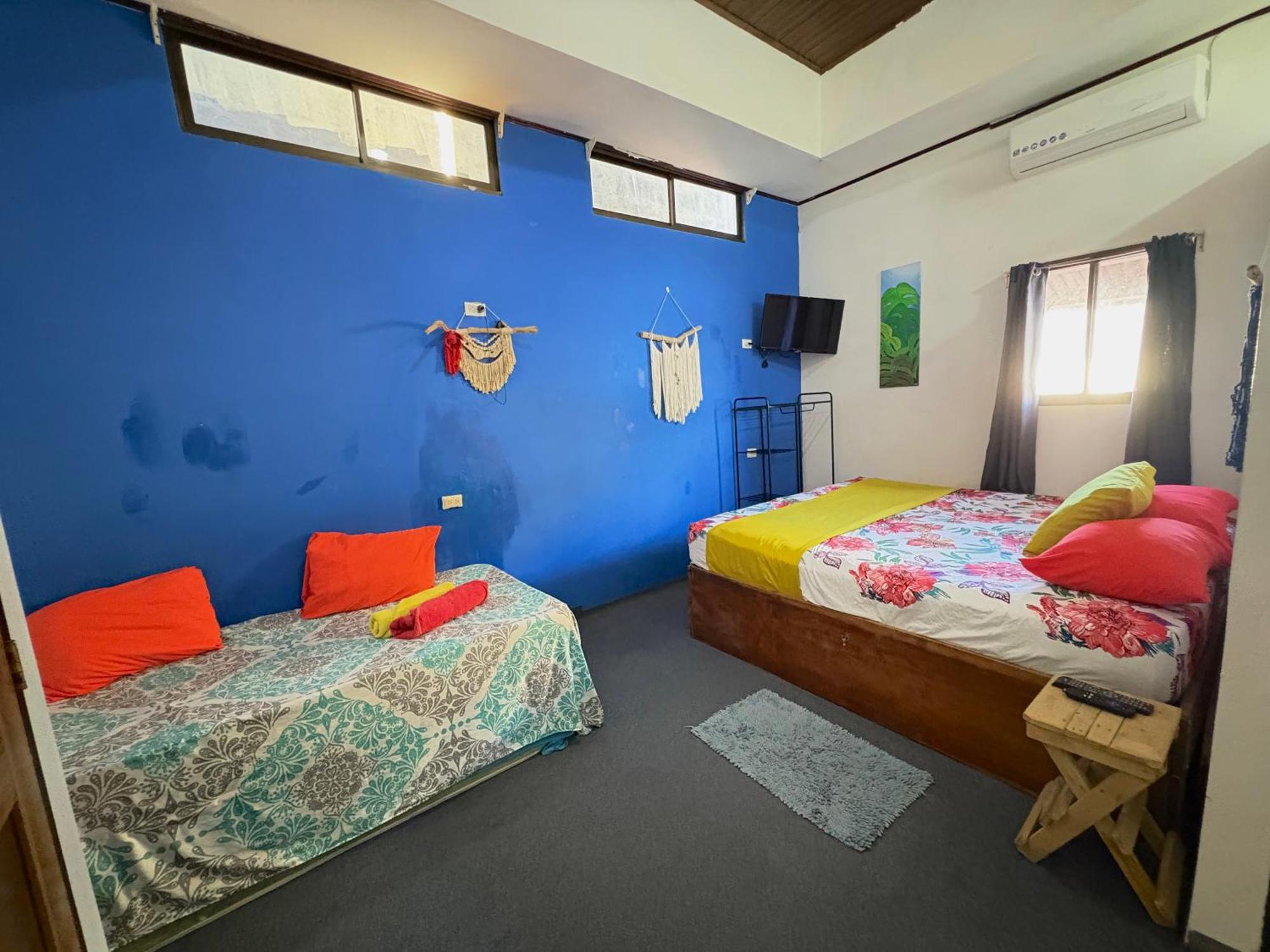 Passifloras Hostel ケポス エクステリア 写真