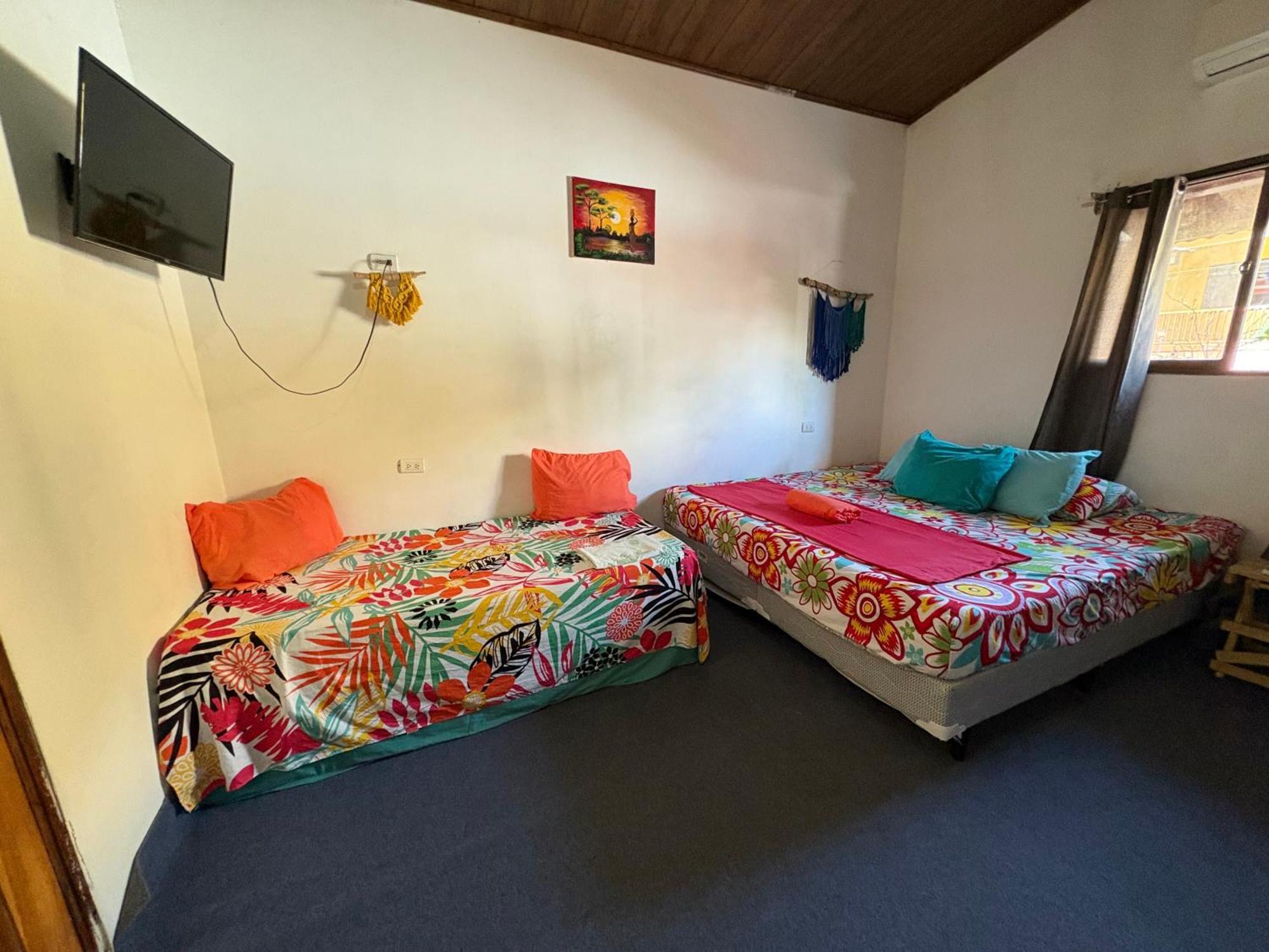 Passifloras Hostel ケポス エクステリア 写真